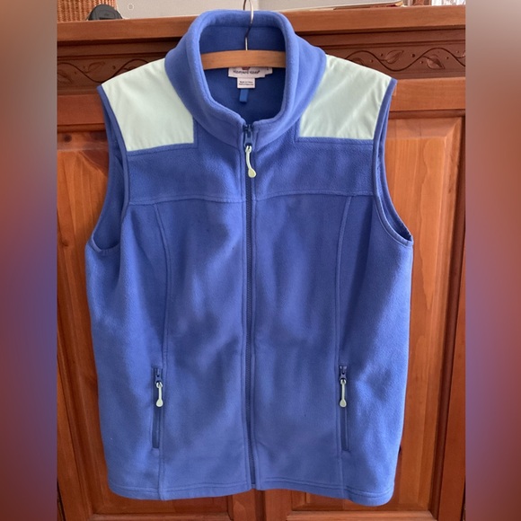 Vineyard Vines Jackets & Blazers - VINEYARD VINES Royal Blue Fleece Vest. 100% polyester Women’s Large
